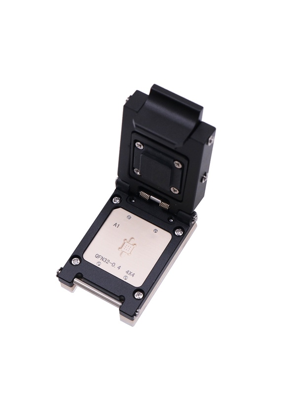 定制QFN芯片插座夹具