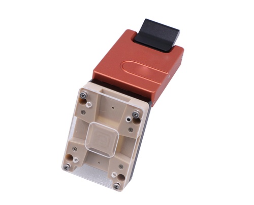 QFN封装芯片测试座_500x405