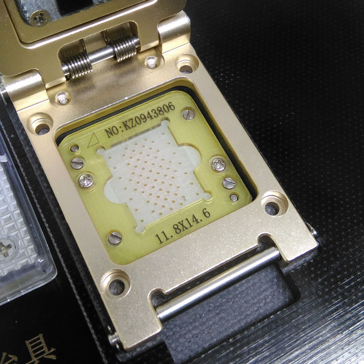 LGA70探针测试座4