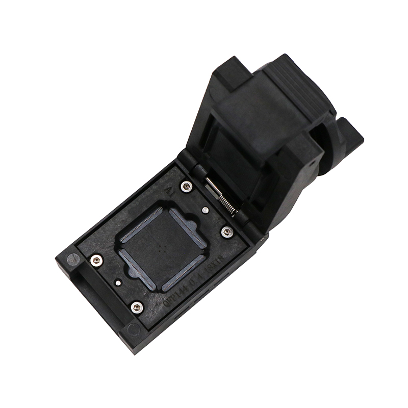 定制QFP144pin-0.4mm-18.22x18.22mm塑胶旋钮翻盖测试座