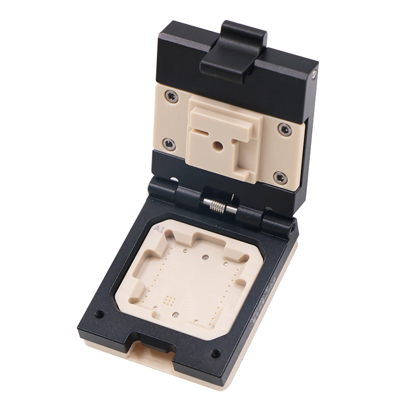 定制射频模块24pin-1.5mm-18x18mm合金翻盖探针测试座socket
